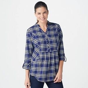 Joan Rivers plaid top with pockets blue  NWOT size 4 can roll sleeves